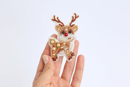 Bead Embroidery Kit Christmas Deer. Seed Bead Brooch kit. DIY Craft kit. Xmas Beading Kit. Needlework beading. Handmade Jewelry Making Kit