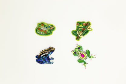 Bead Embroidery Kit Frog. Seed Bead Brooch kit. DIY Craft kit. Beading kit. Needlework beading. Handmade Jewelry Making Kit