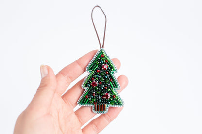 Bead Embroidery Kit Christmas Tree. Seed Bead Brooch kit. DIY Craft kit. Xmas Beading Kit. Needlework beading. Handmade Jewelry Making Kit