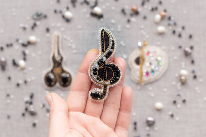 Bead Embroidery Kit Treble Clef. Seed Bead Brooch kit. DIY Craft kit. Musician Beading kit. Needlework beading. Handmade Jewelry Making Kit