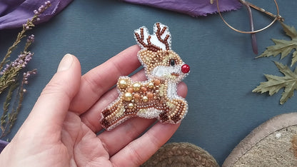 Christmas Deer - Readymade Beaded Brooch