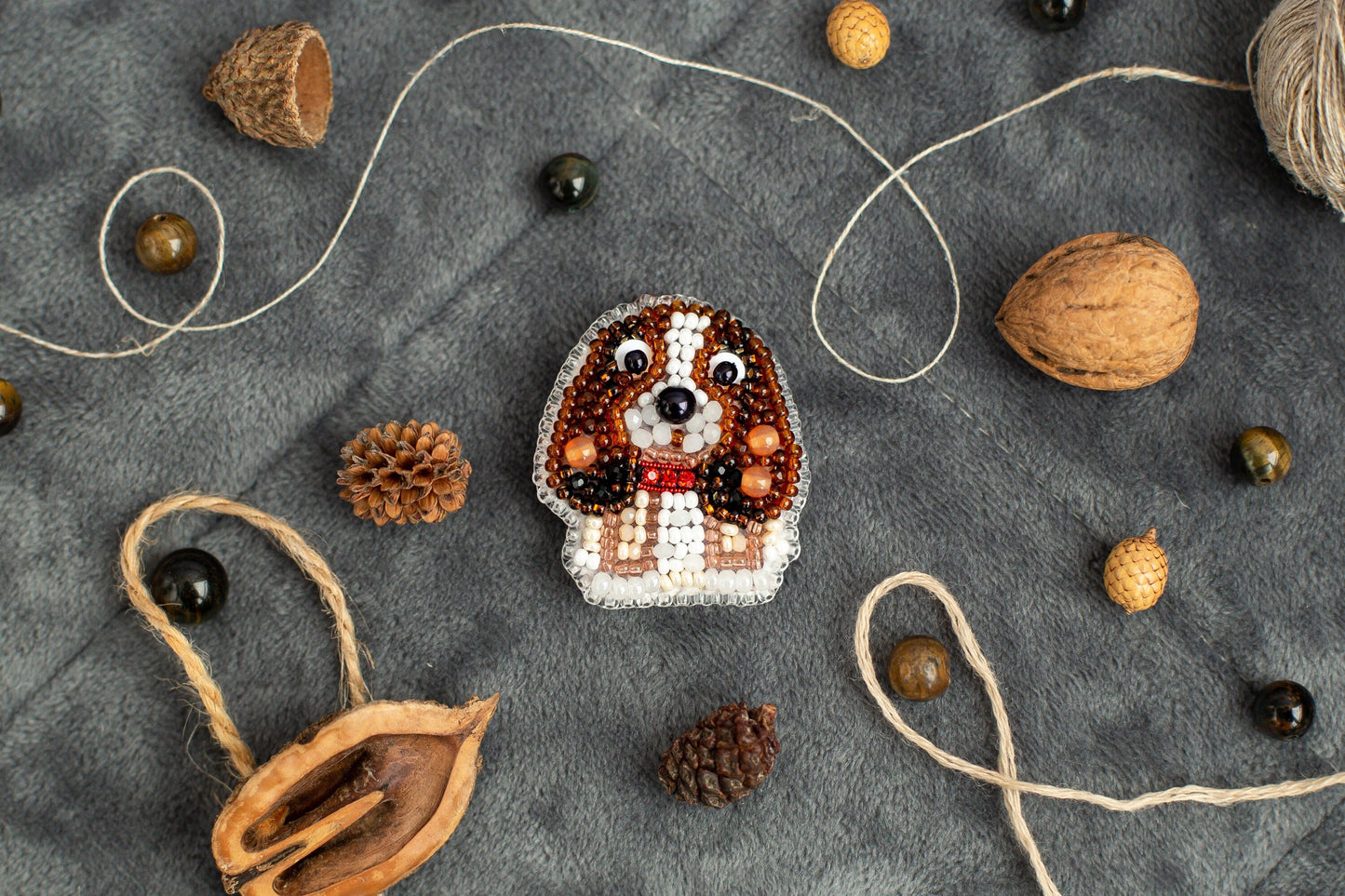 Cocker Spaniel Bead embroidery kit. Seed Bead Brooch kit. DIY Craft kit. Beadweaving Kit. Needlework beading. Handmade Jewelry Making Kit