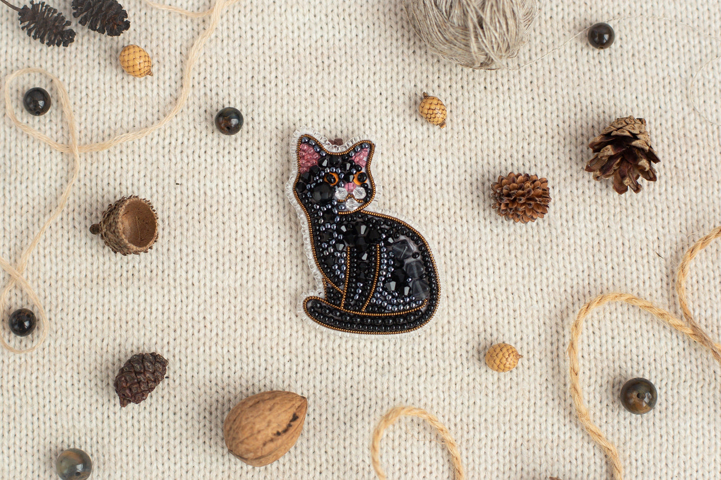 Black Cat Bead embroidery kit. Seed Bead Brooch kit. DIY Craft kit. Beadweaving Kit. Needlework beading. Handmade Jewelry Making Kit