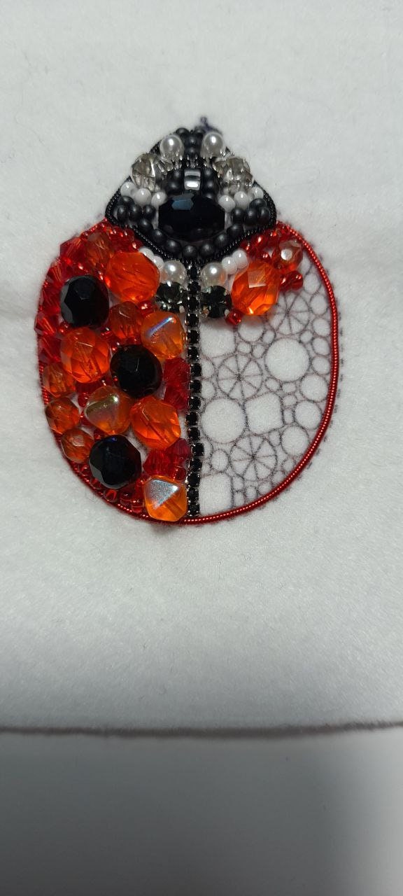 Ladybug Bead embroidery kit. Seed Bead Brooch kit. DIY Craft kit. Beadweaving Kit. Needlework beading. Handmade Jewelry Making Kit