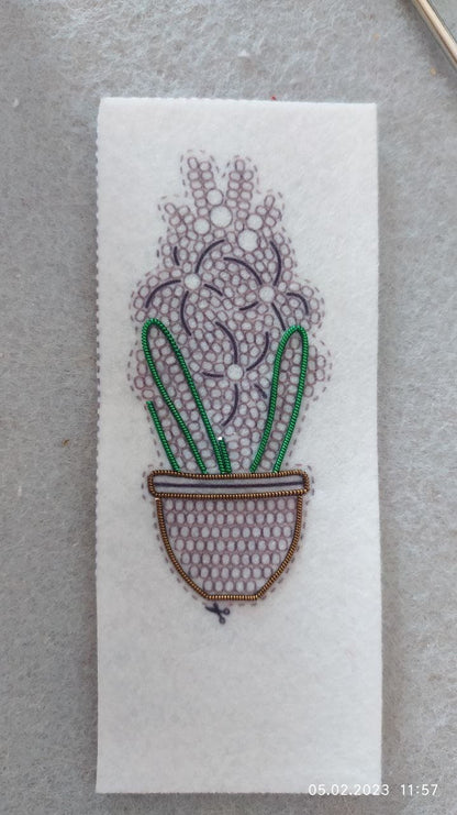 Hyacinth Bead embroidery kit. Seed Bead Brooch kit. DIY Craft kit. Beadweaving Kit. Needlework beading. Handmade Jewelry Making Kit