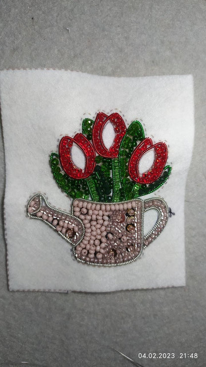 Tulips Bead embroidery kit. Floral Seed Bead Brooch kit. DIY Craft kit. Beadweaving Kit. Needlework beading. Handmade Jewelry Making Kit