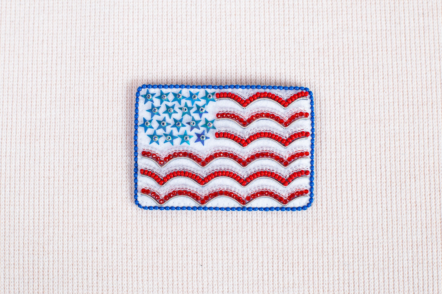 American Flag Bead Embroidery Kit. Seed Bead Brooch kit. DIY Craft kit. Beadweaving Kit. Needlework beading. Handmade Jewelry Making Kit