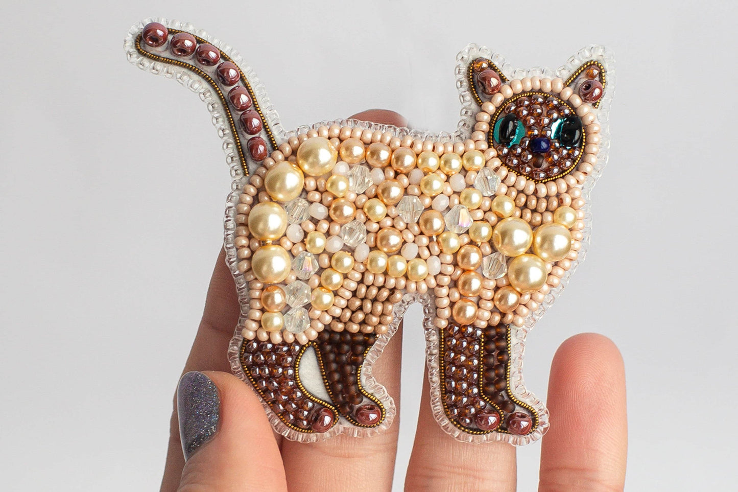 Siamese Cat Bead embroidery kit. Seed Bead Brooch kit. DIY Craft kit. Beadweaving Kit. Needlework beading. Handmade Jewelry Making Kit