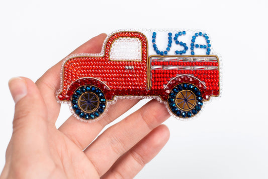 USA Red Truck Bead Embroidery Kit. DIY bead brooch. Seed Bead Brooch kit. DIY Craft kit. Beadweaving Kit. Needlework beading