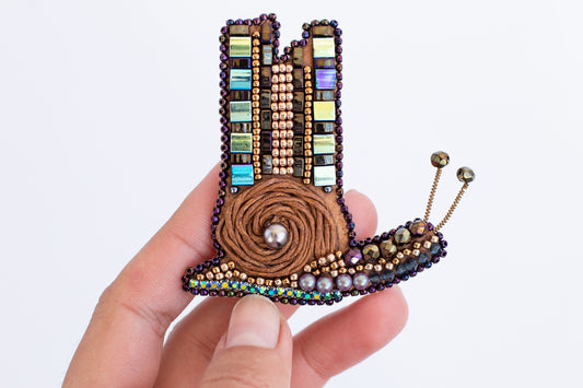 Snail Bead embroidery kit. Seed Bead Brooch kit. DIY Craft kit. Beadweaving Kit. Needlework beading. Handmade Jewelry Making Kit