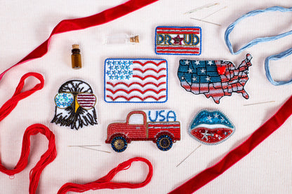 USA Map Bead embroidery kit. Seed Bead Brooch kit. DIY Craft kit. Beadweaving Kit. Needlework beading. Handmade Jewelry Making Kit