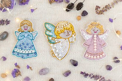 Christmas Angel Bead embroidery kit. Seed Bead Brooch kit. DIY Craft kit. Beadweaving Kit. Needlework beading