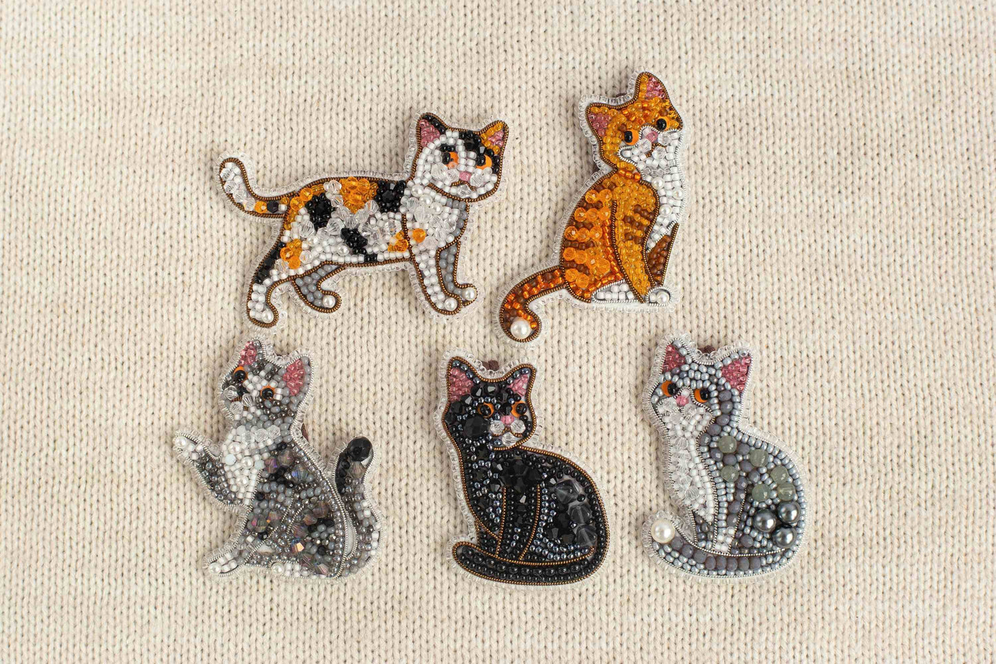 Set of 5 Cats DIY Beaded Brooches Kits, Craft kits, Beaded Cat Brooches, Jewelry Making Kits for Adults, Needlework beading