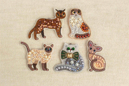 Set of 5 Cats DIY Beaded Brooches Kits, Craft kits, Beaded Cat Brooches, Jewelry Making Kits for Adults, Needlework beading