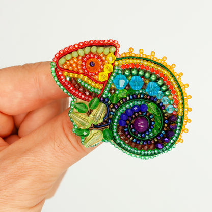 Chameleon Bead embroidery kit. Seed Bead Brooch kit. DIY Craft kit. Beading kit. Needlework beading. Handmade Jewelry Making Kit